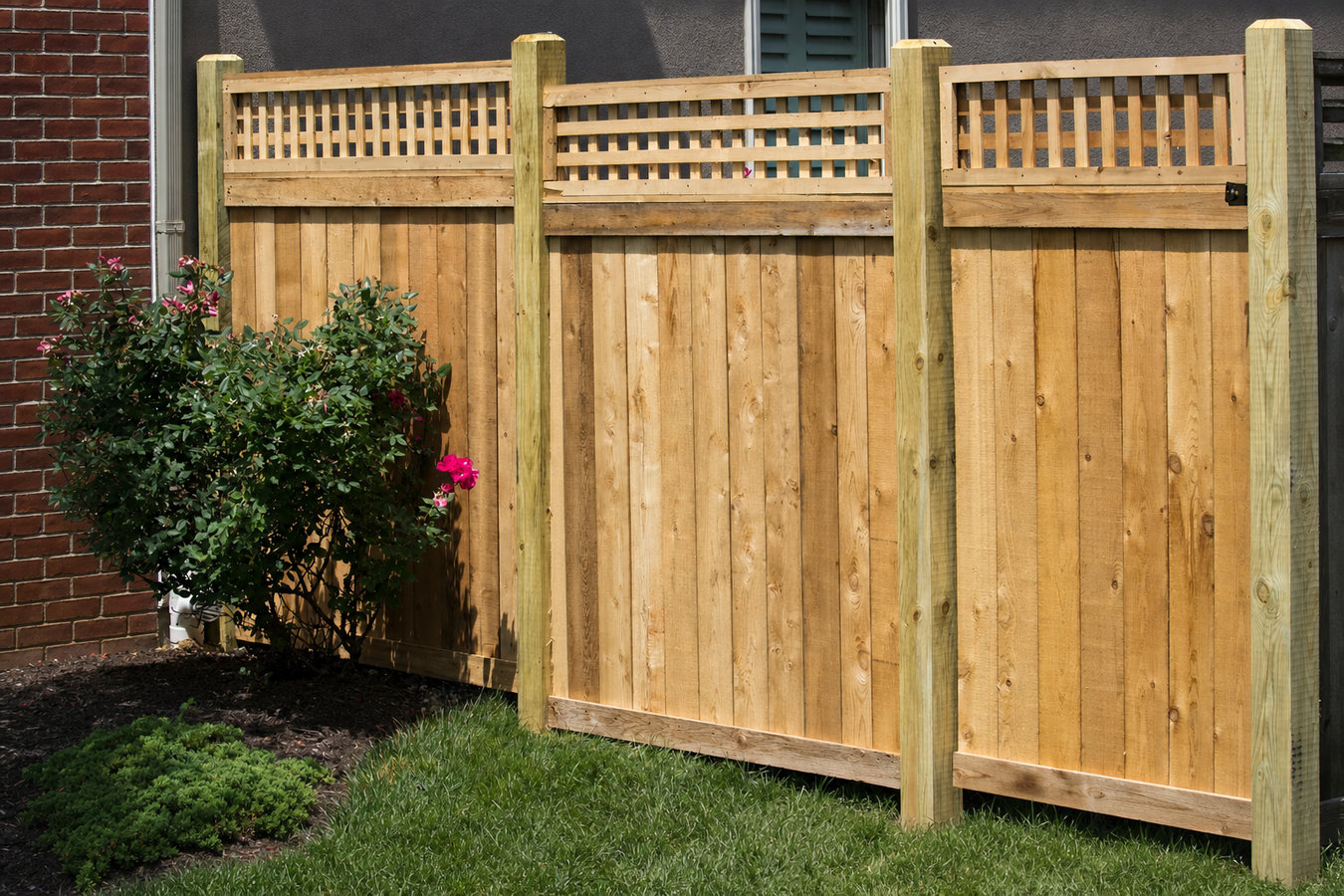 Privacy fence installation